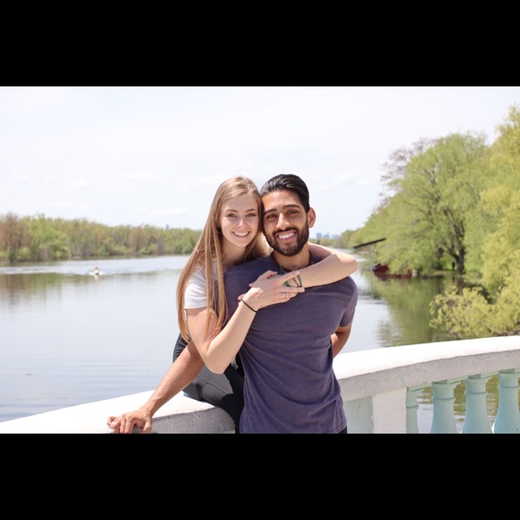 Meet your Posher, Natalie - Picture 2 of 12